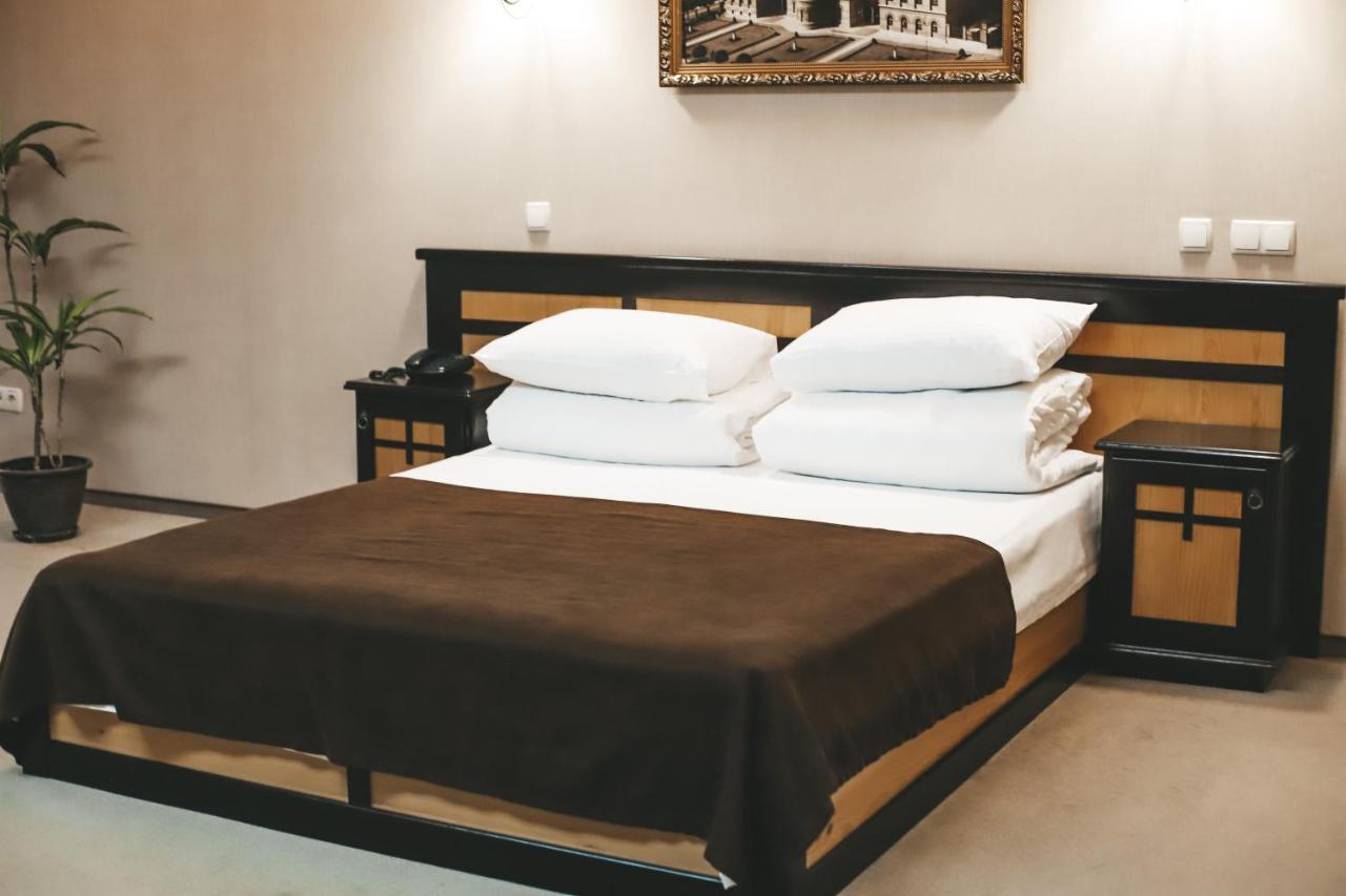 צ'רנוביץ Georg Palace Hotel מראה חיצוני תמונה