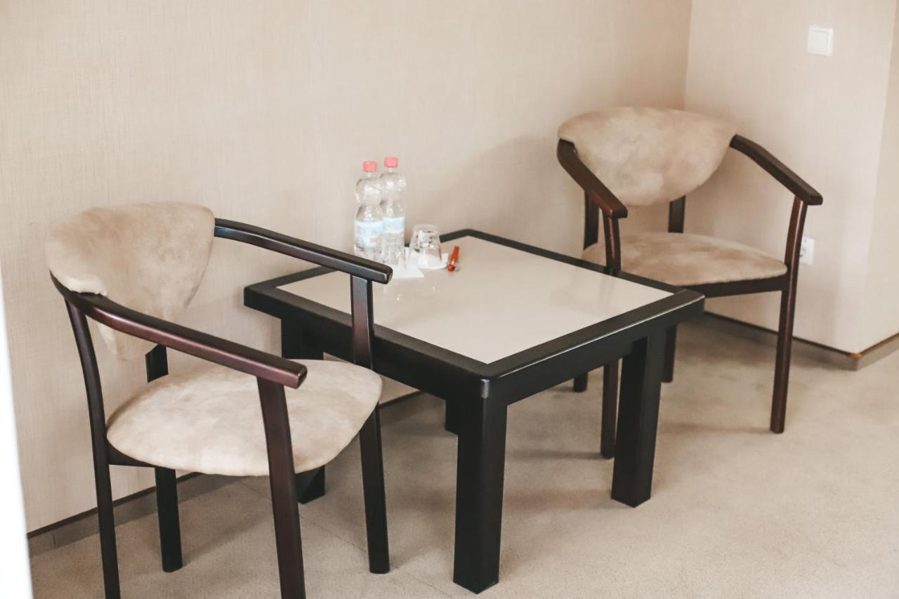 צ'רנוביץ Georg Palace Hotel מראה חיצוני תמונה