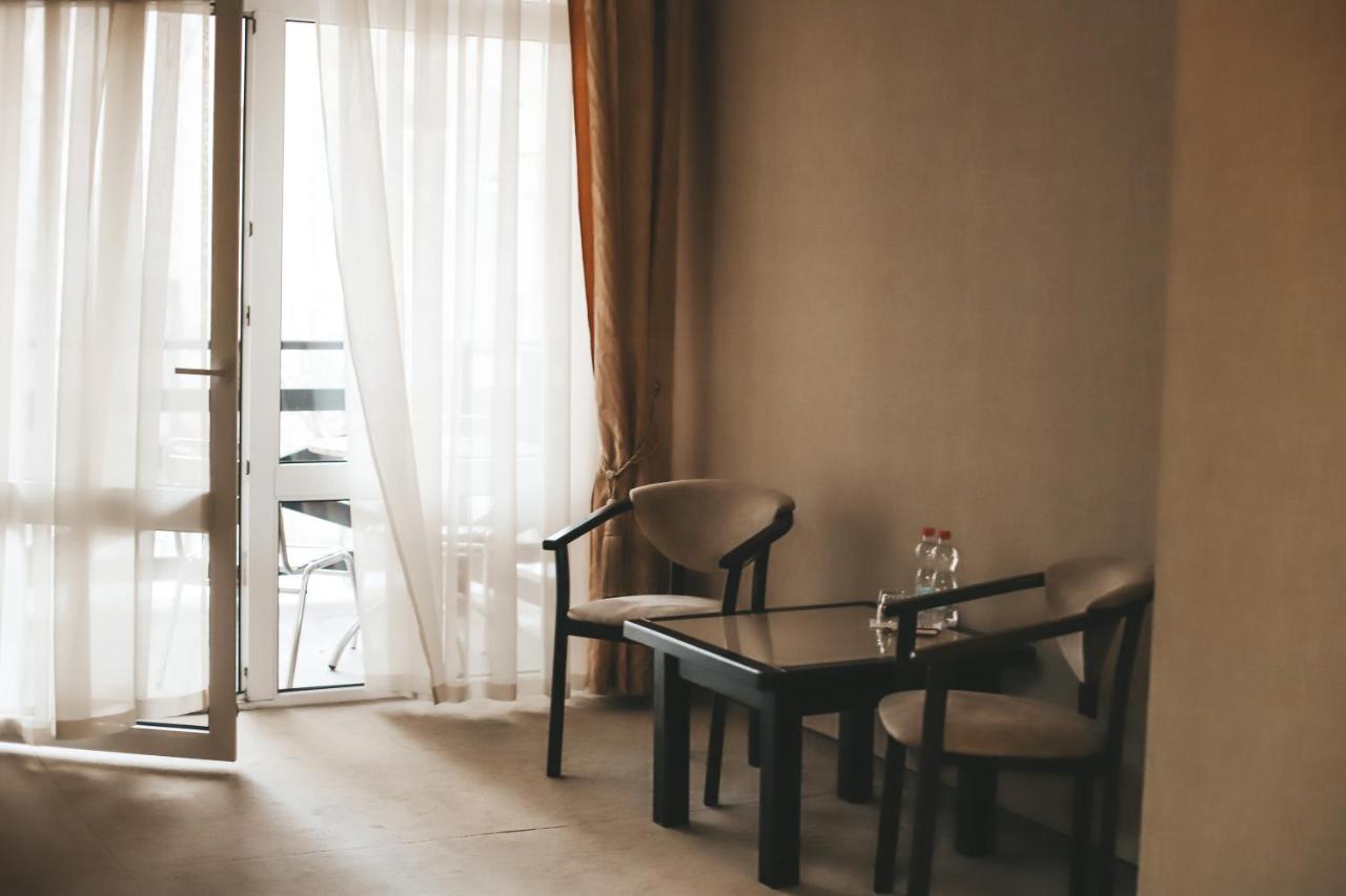 צ'רנוביץ Georg Palace Hotel מראה חיצוני תמונה