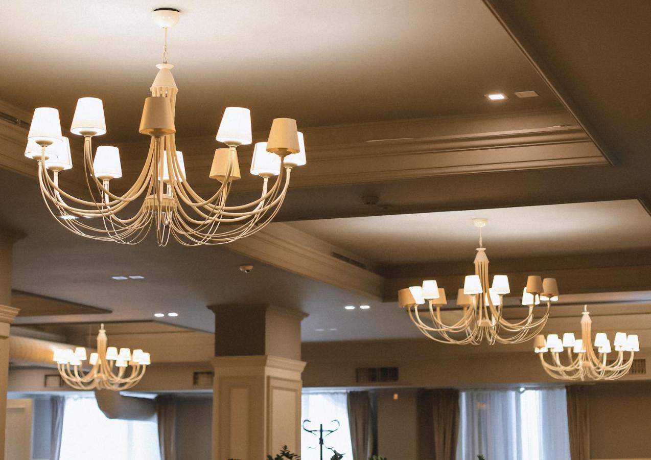 צ'רנוביץ Georg Palace Hotel מראה חיצוני תמונה