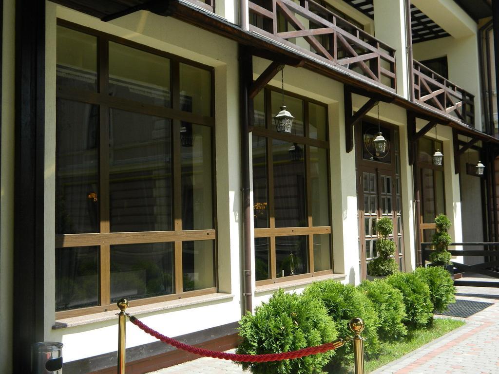 צ'רנוביץ Georg Palace Hotel מראה חיצוני תמונה